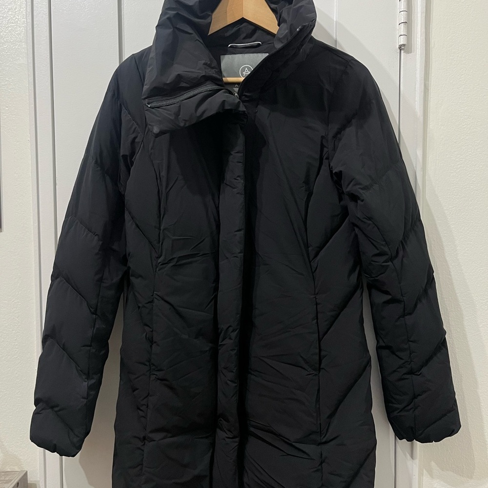 AETHER APPAREL Capsule Down Jacket Small (1)